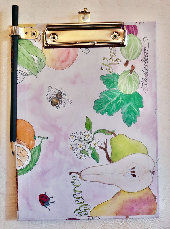 Klemmbrett für A5 mit Wandaufhängung Klemmbrett für A5 mit Wandaufhängung "Obst"