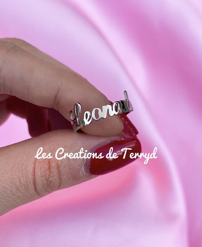 Anello nome intagliato