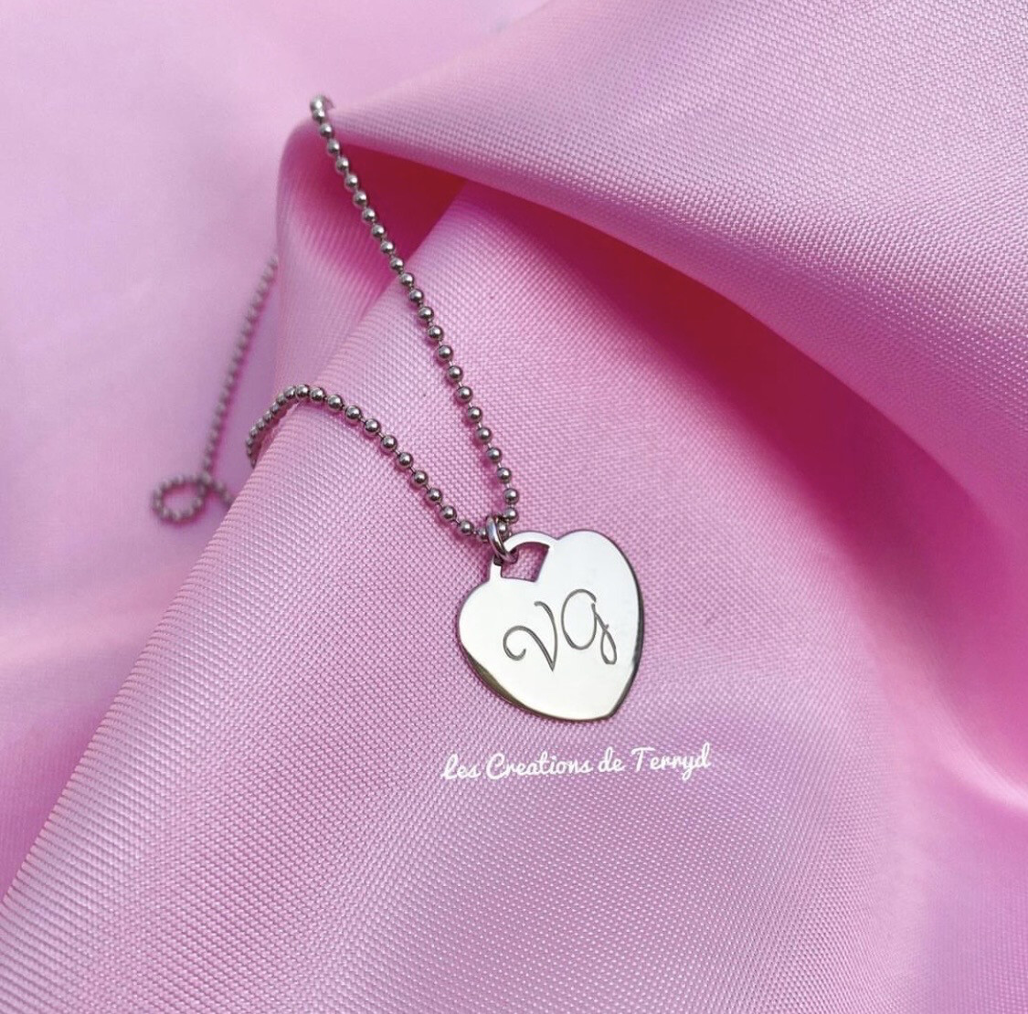 Collana cuore inciso