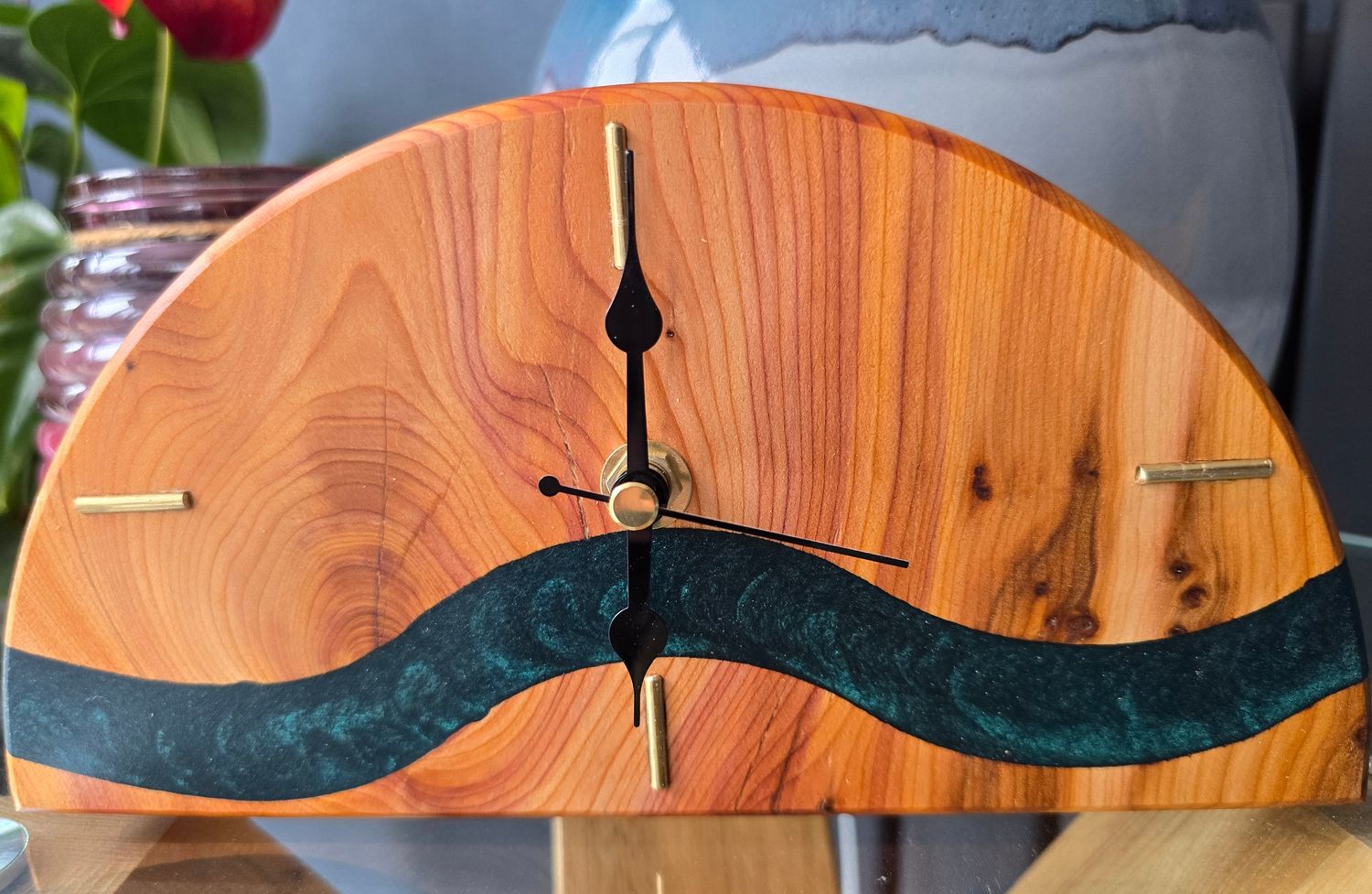 River Flow Yew Mantle Clock – Emerald Resin