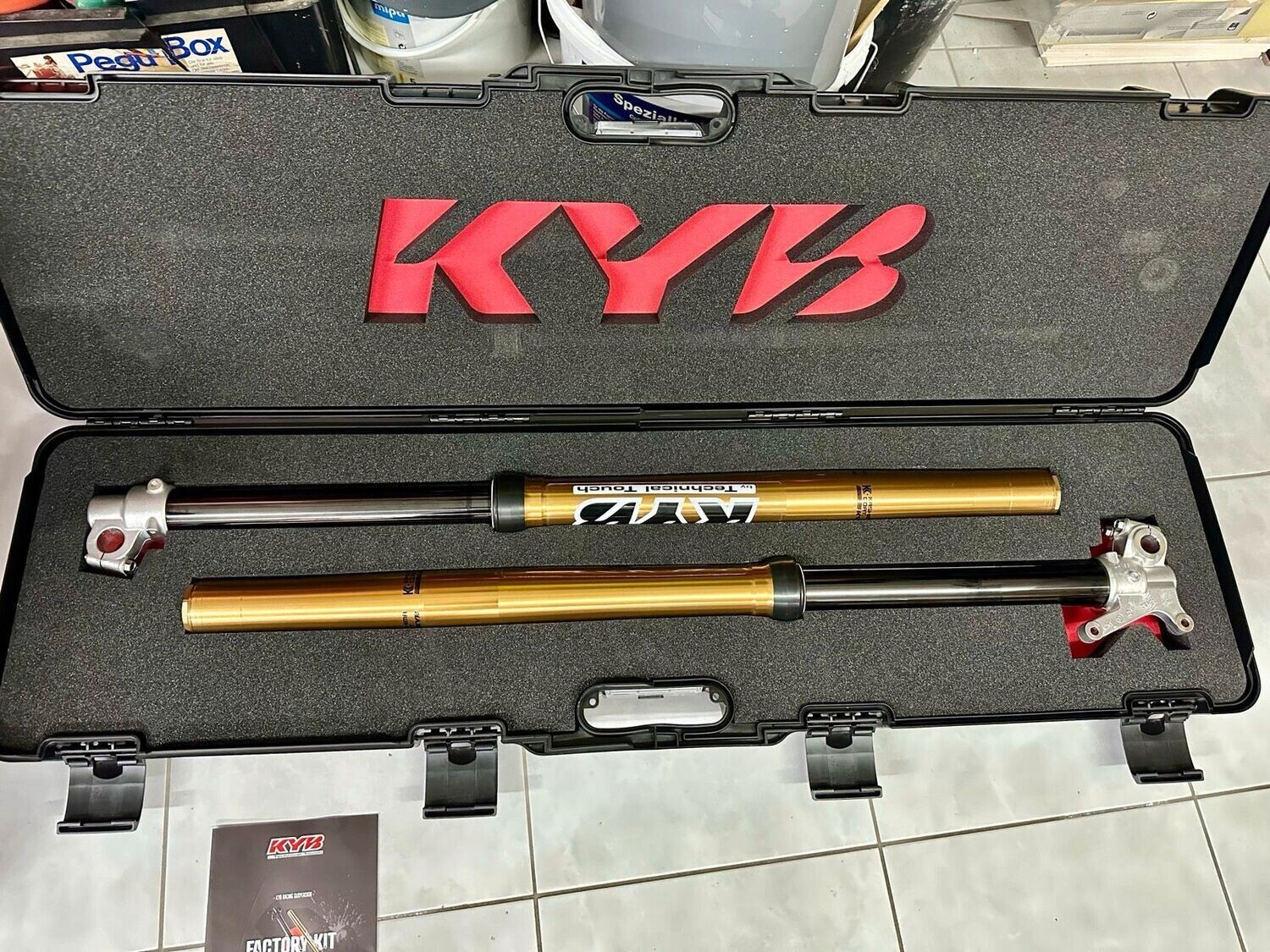 KYB Factory Kit Federgabel