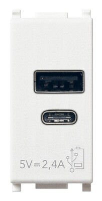 Зарядное устройство с разъемом USB A+C 5V 2,4A, 1модуль, белое