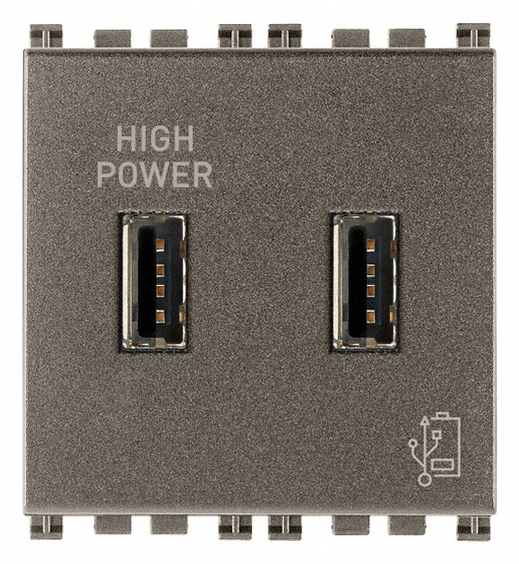 Зарядное устройство с разъемом USB 5V 2,1A, Metal