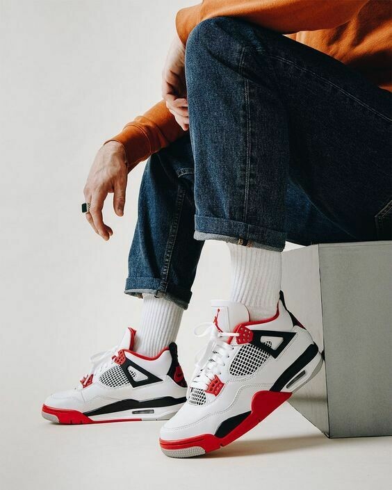 Jordan 4 Fire Red