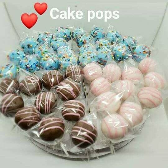Cake Pops in variety of flavors (Confetti Cake,  Strawberry, Chocolate - Cookies and Cream)