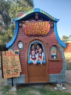 Caramel Apple Cottage Catering