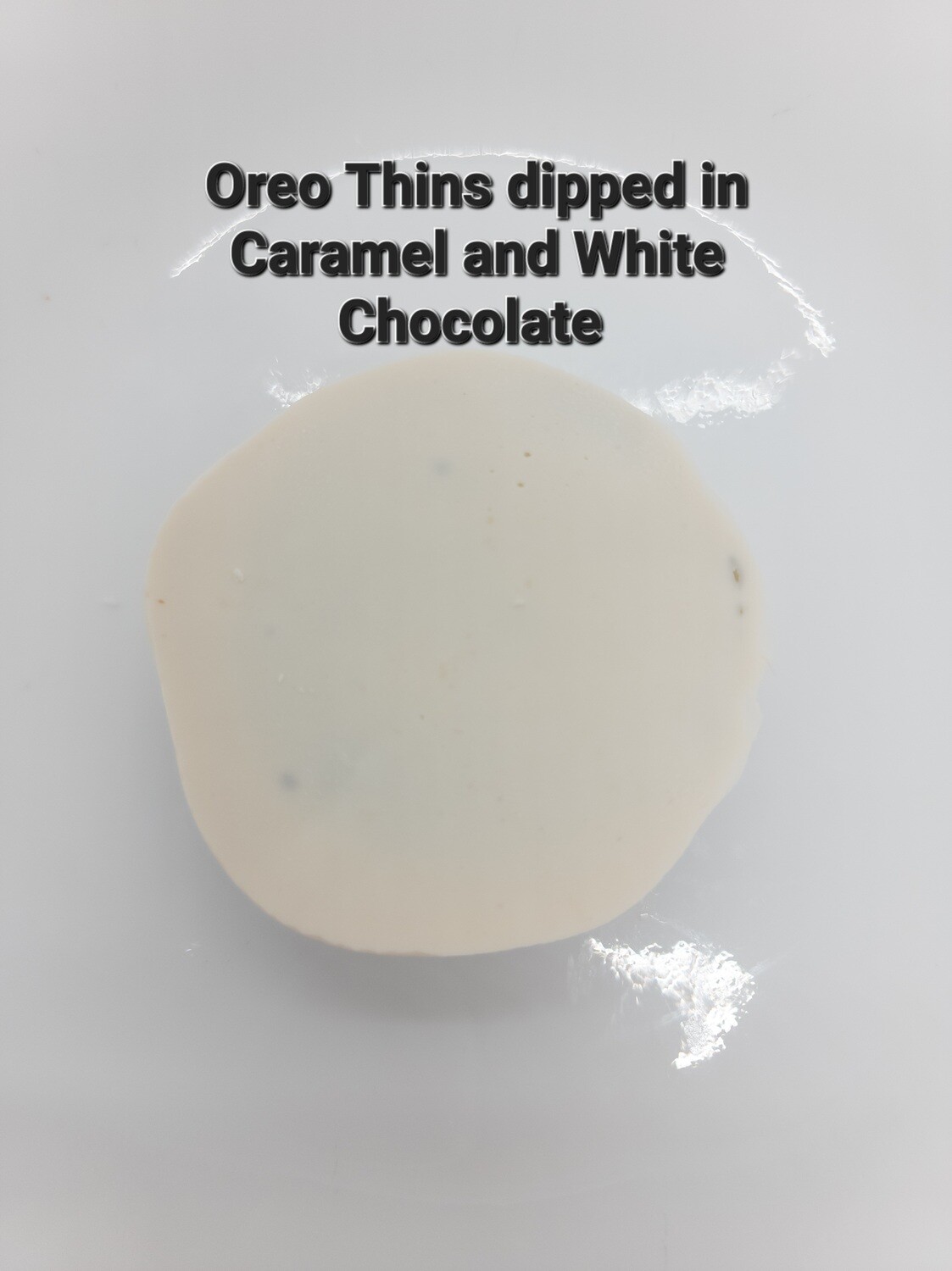Caramel and White Chocolate Oreo Thin
