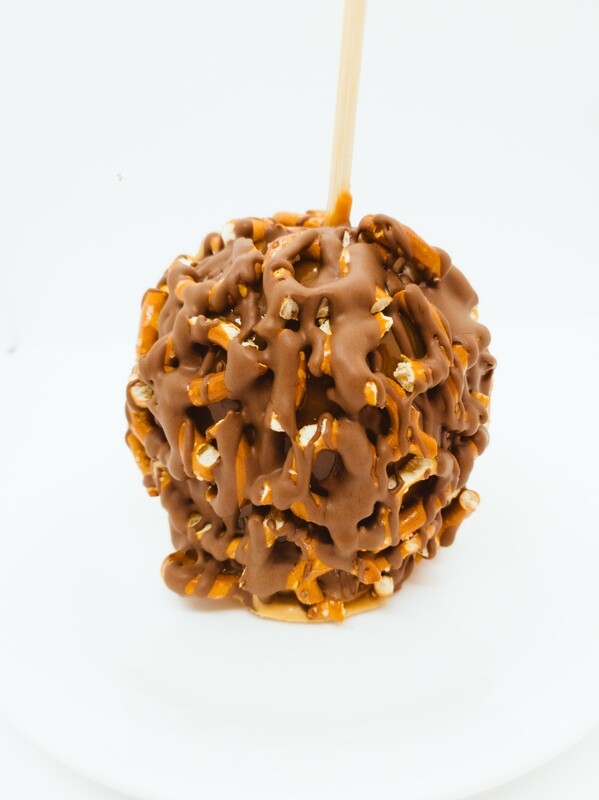 Salted Pretzel with Milk Chocolate Drizzle Salted Pretzel with Milk Chocolate Drizzle