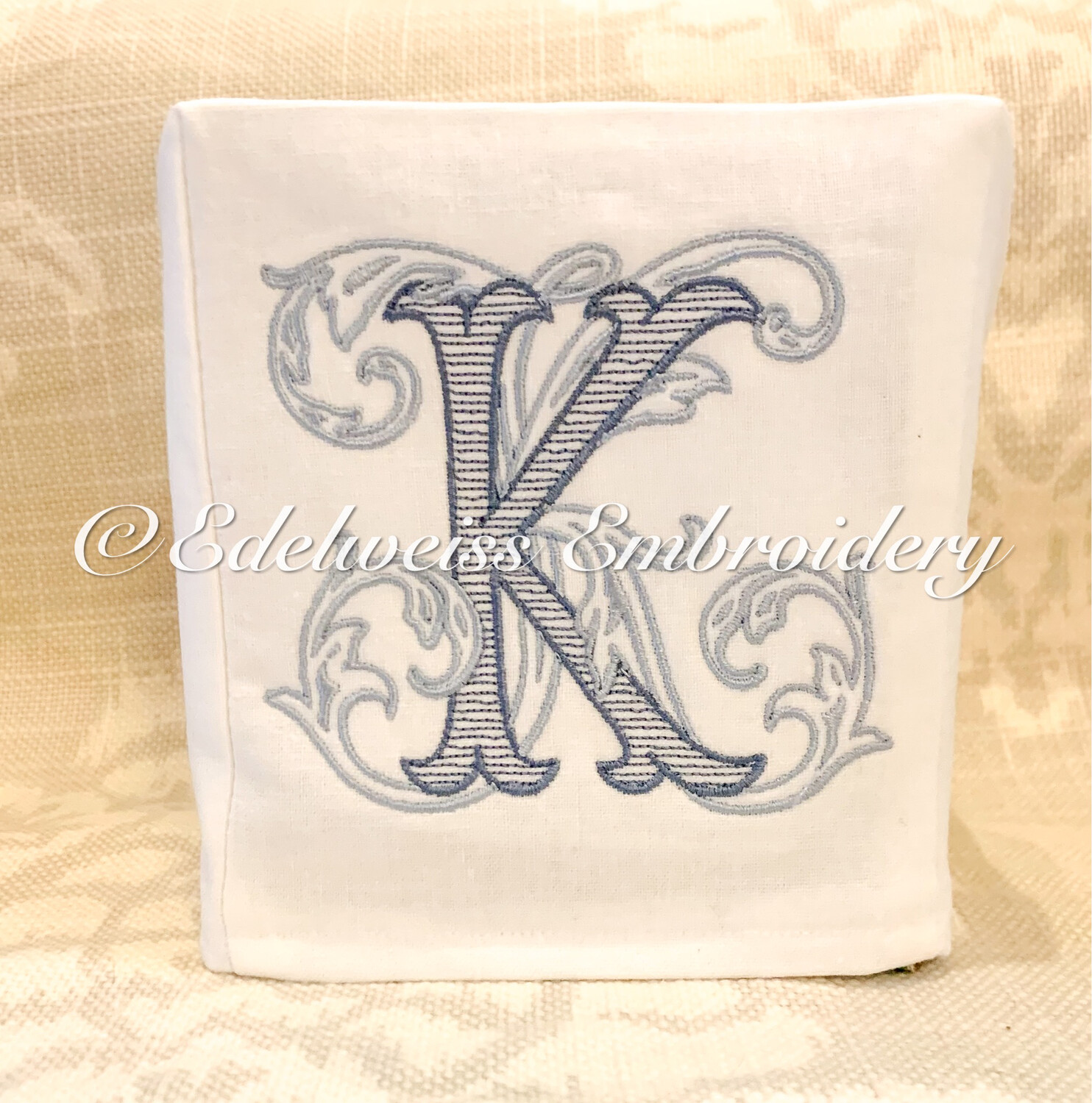Empress Linen Tissue cover