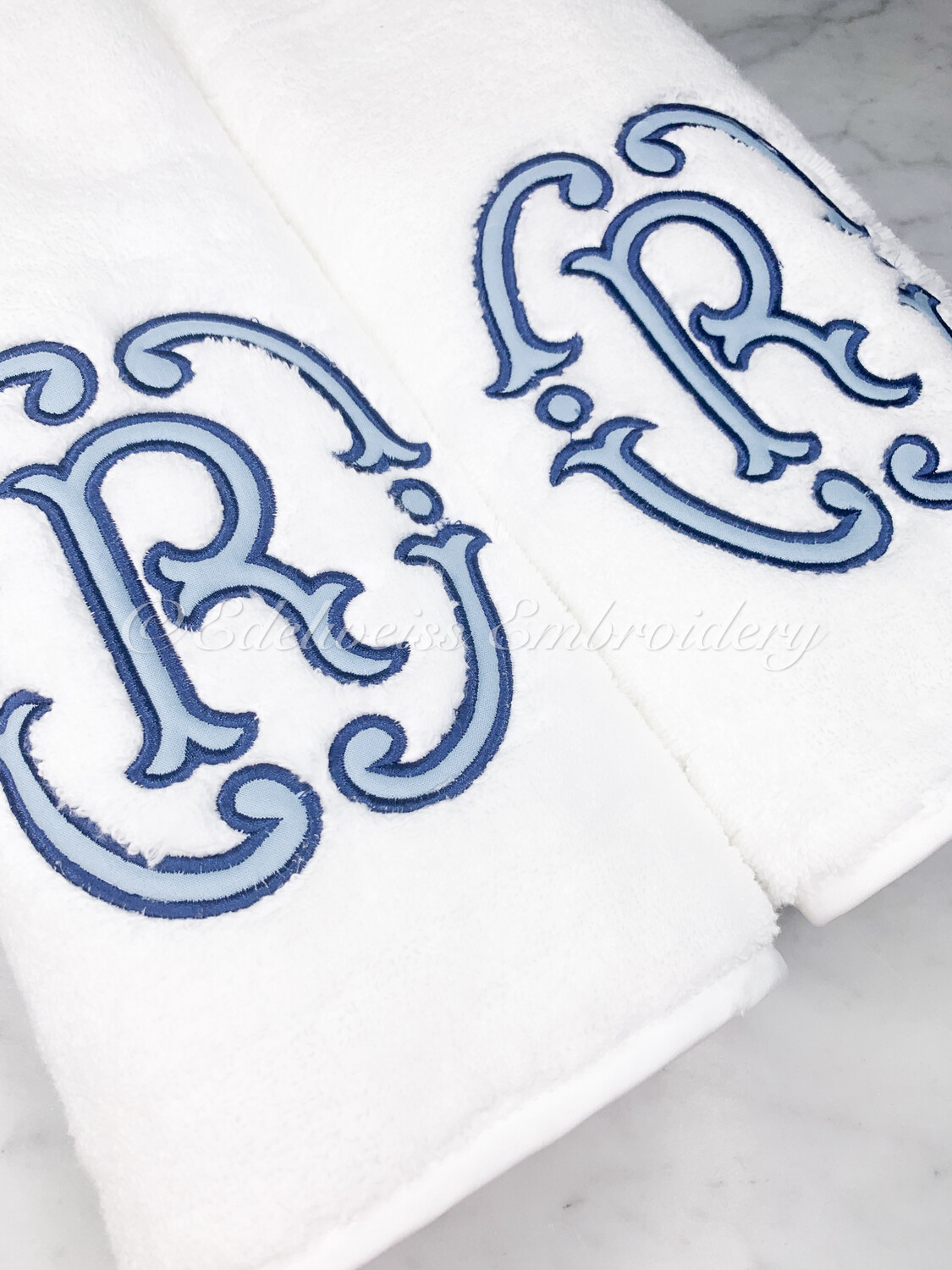 Elizabeth Appliqué Border With Fishtail Monogram Letter