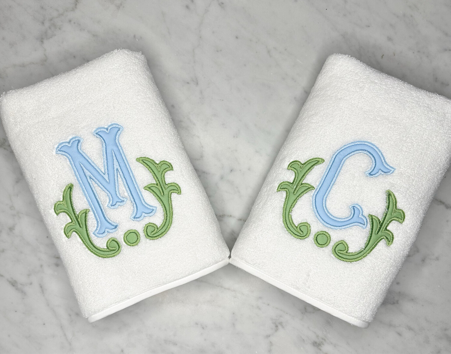 Woodhouse appliqué Border With  Fishtail Appliqué  Letter