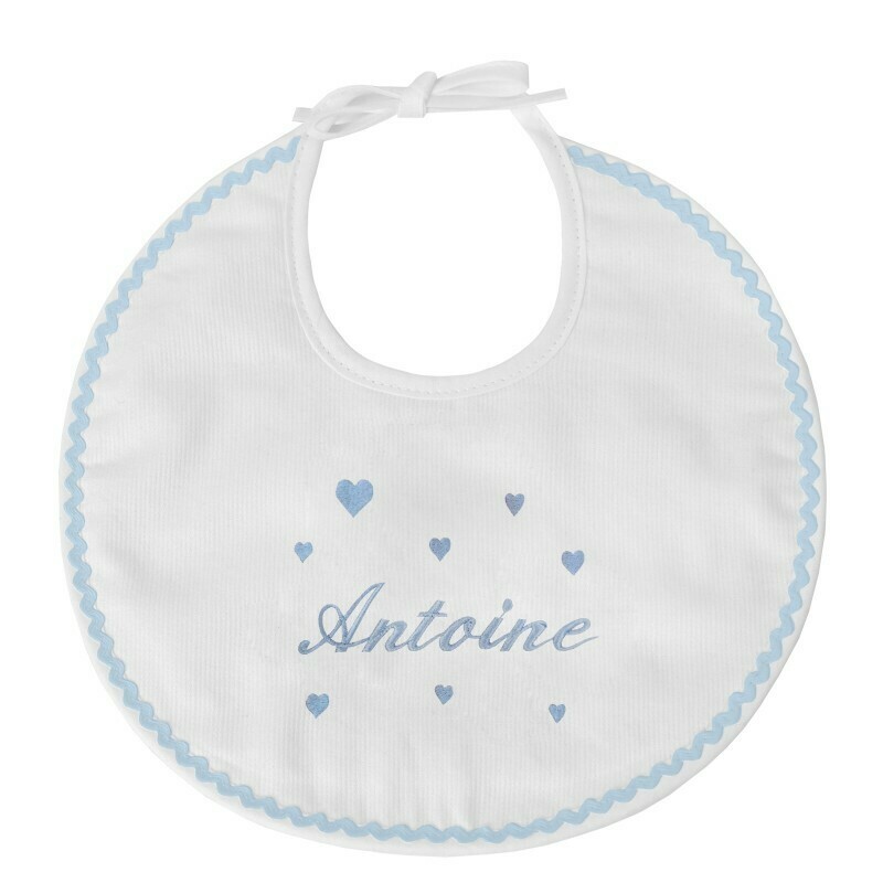 Bavoir naissance motif coeurs