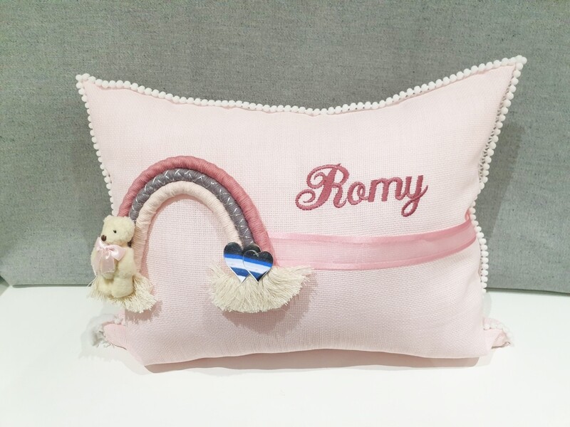 Coussin ourson rose personnalisé