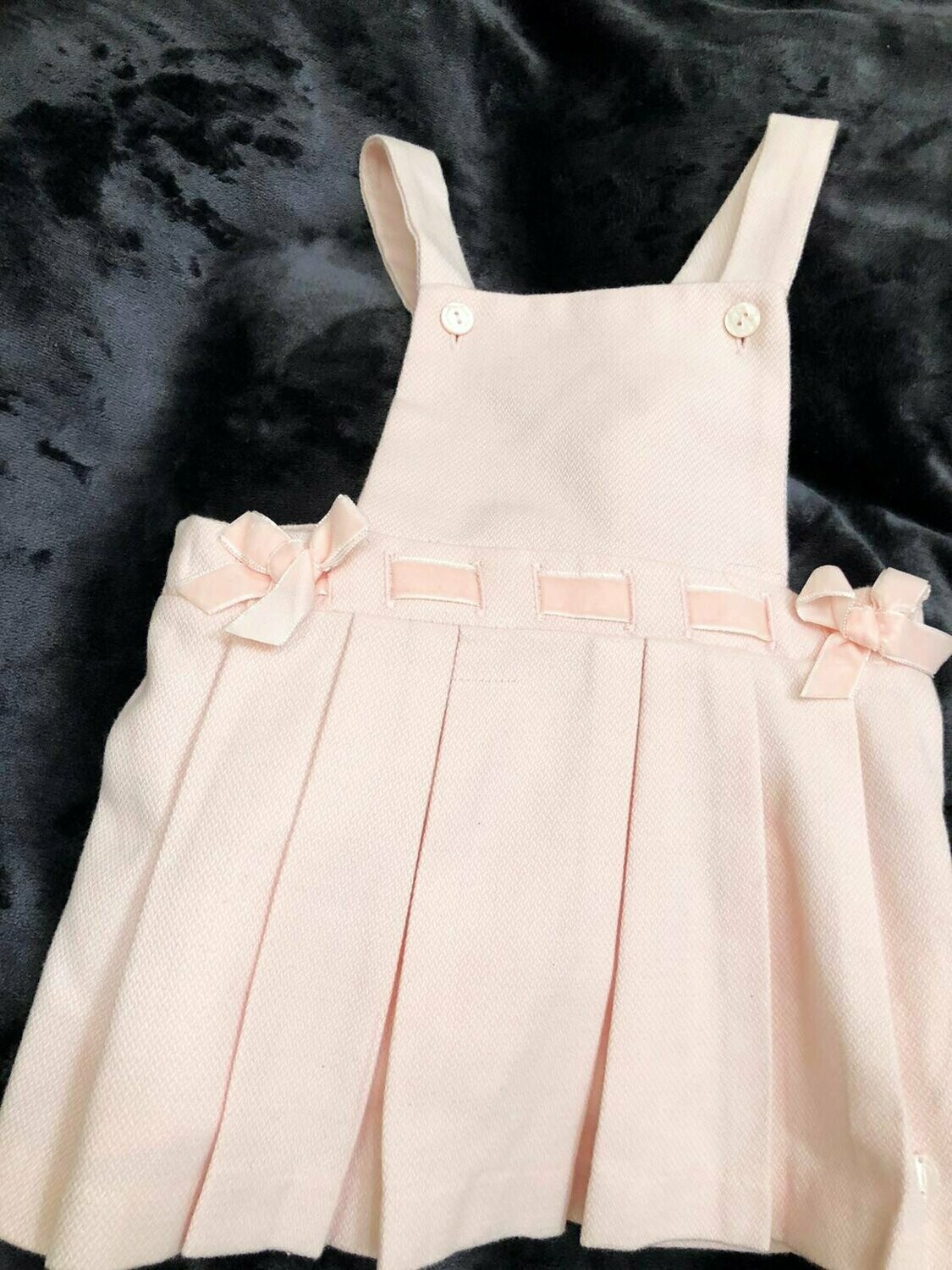Jupe à bretelles rose pale