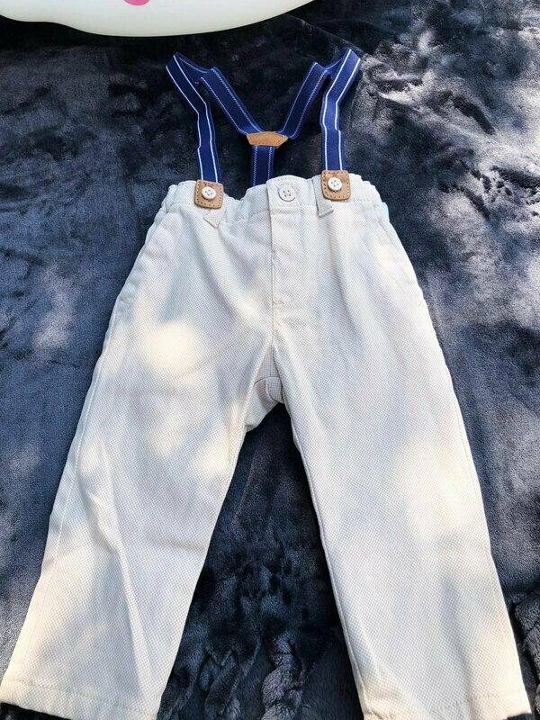 Pantalon écru à bretelles