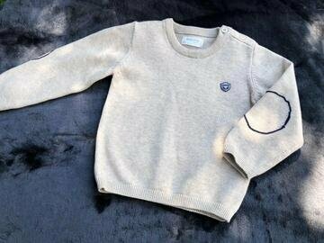 Petit pull en maille beige