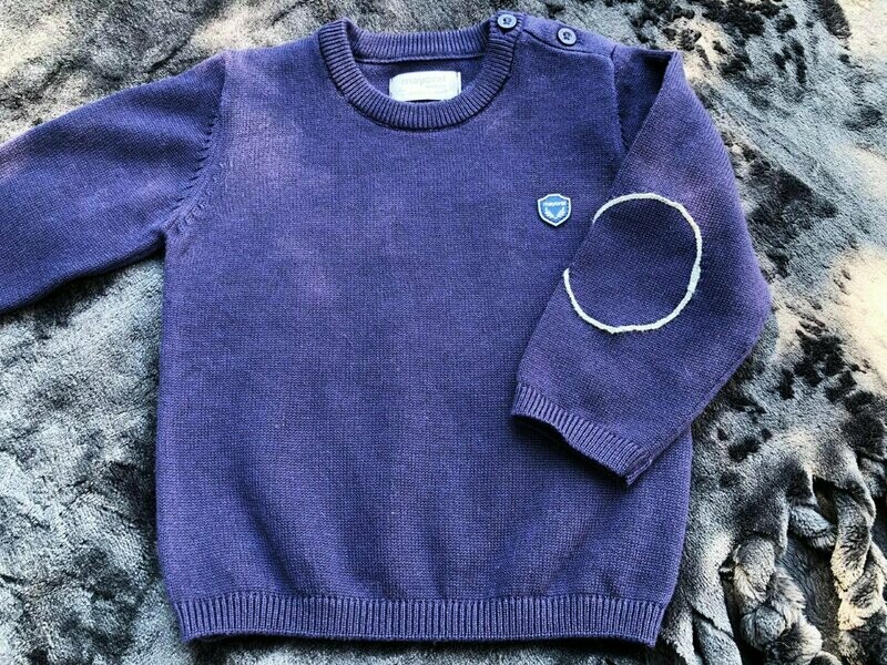 Petit pull en maille marine