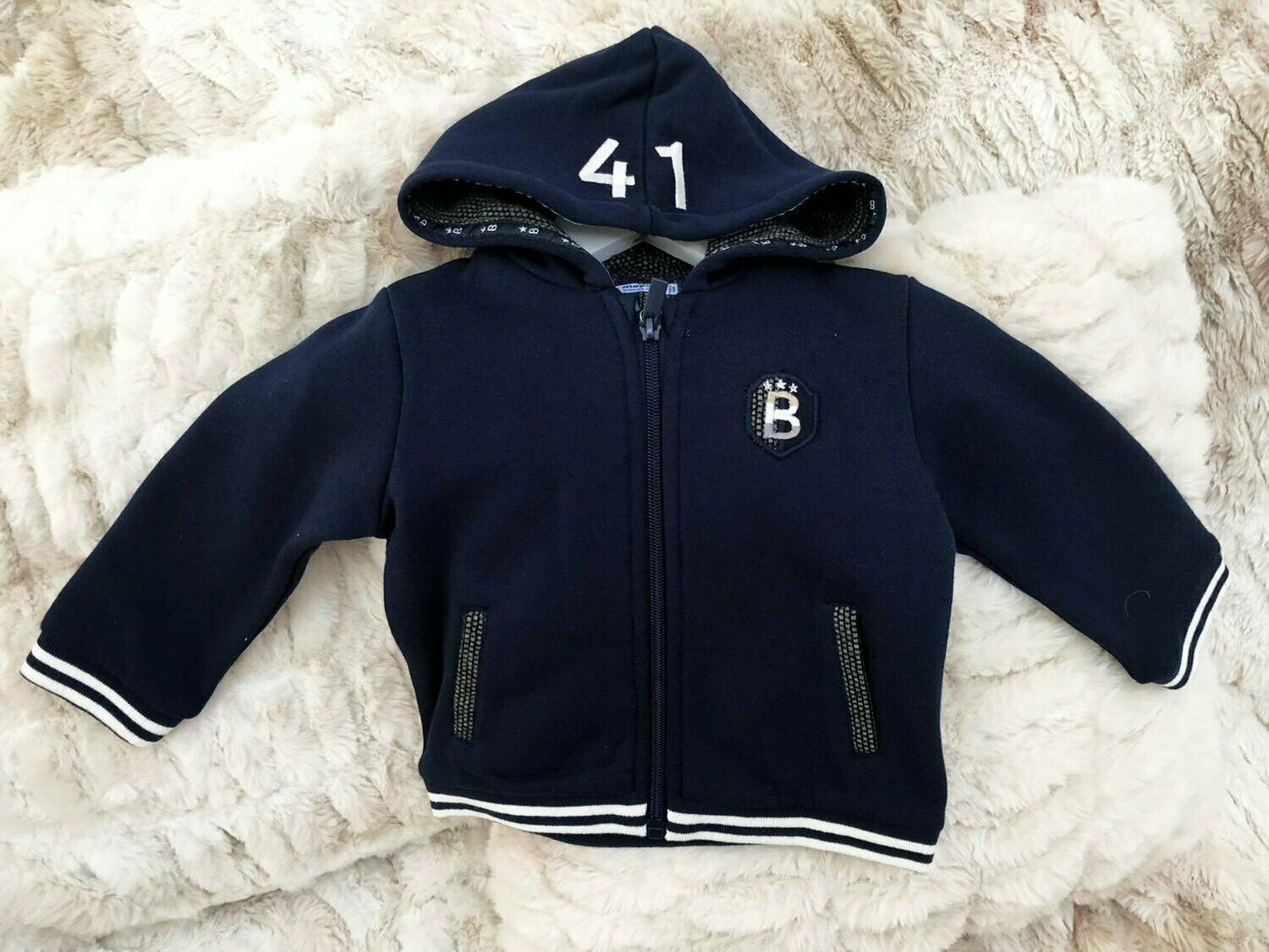 Veste marine à capuche "41"
