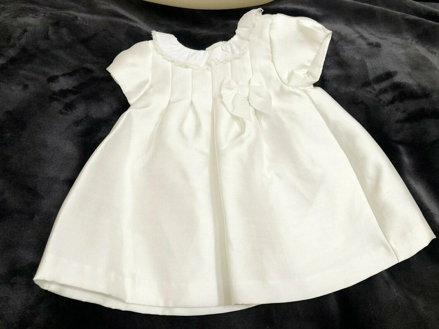 Robe cérémonie blanche avec noeud et petit col dentelle