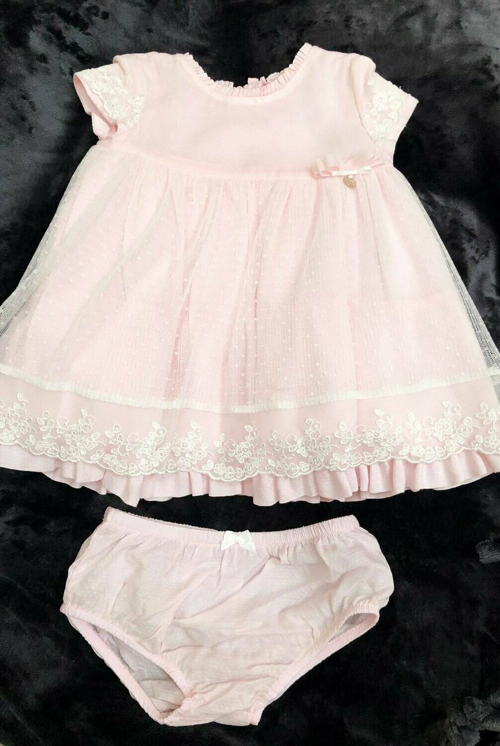 Robe dentelle rose pale plumetis + sa petite culotte