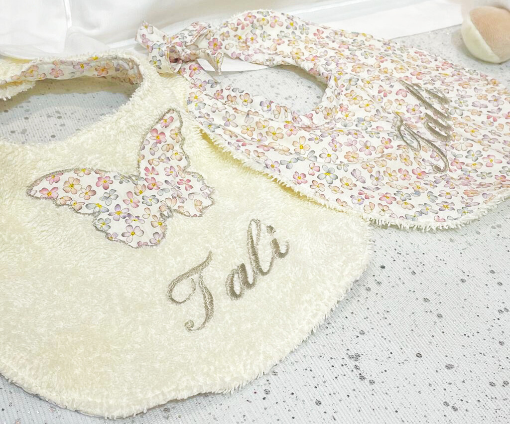 Lot de 2 bavoirs "PAPILLON LIBERTY"