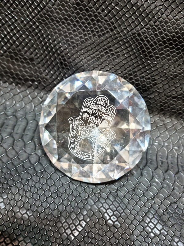 Diamant à message "MAIN"