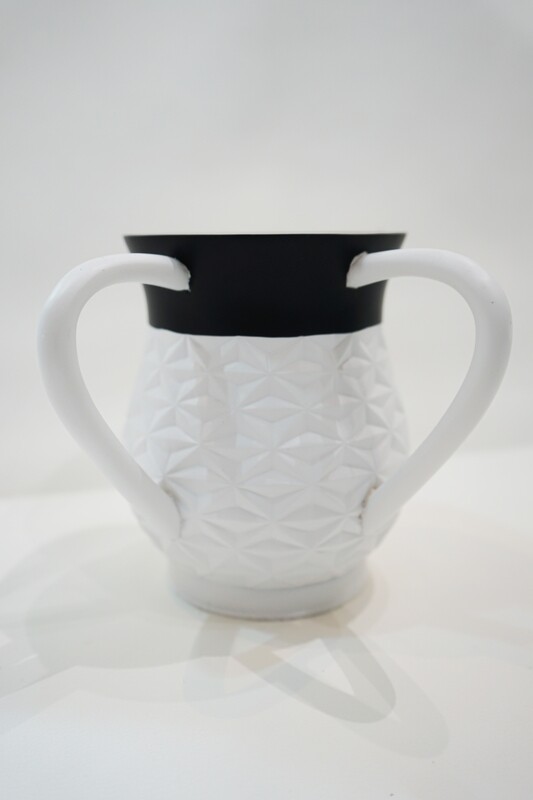 Kéli "BLACK AND WHITE"