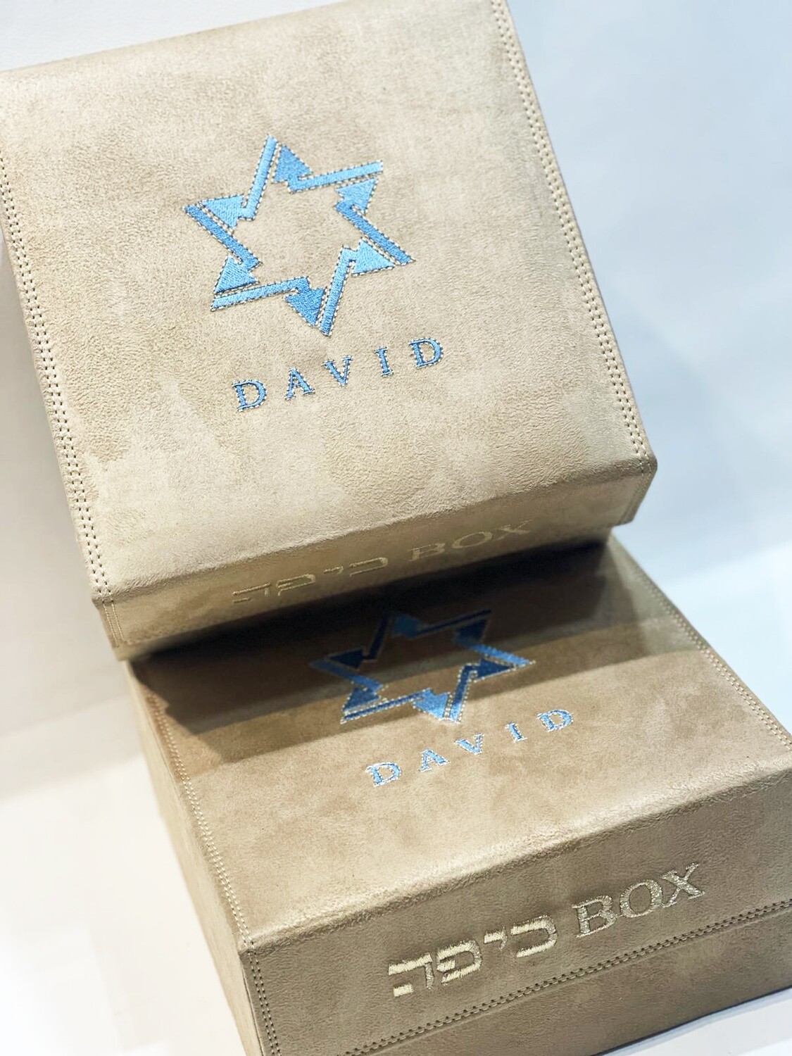 Kippa box "MAGUEN DAVID"