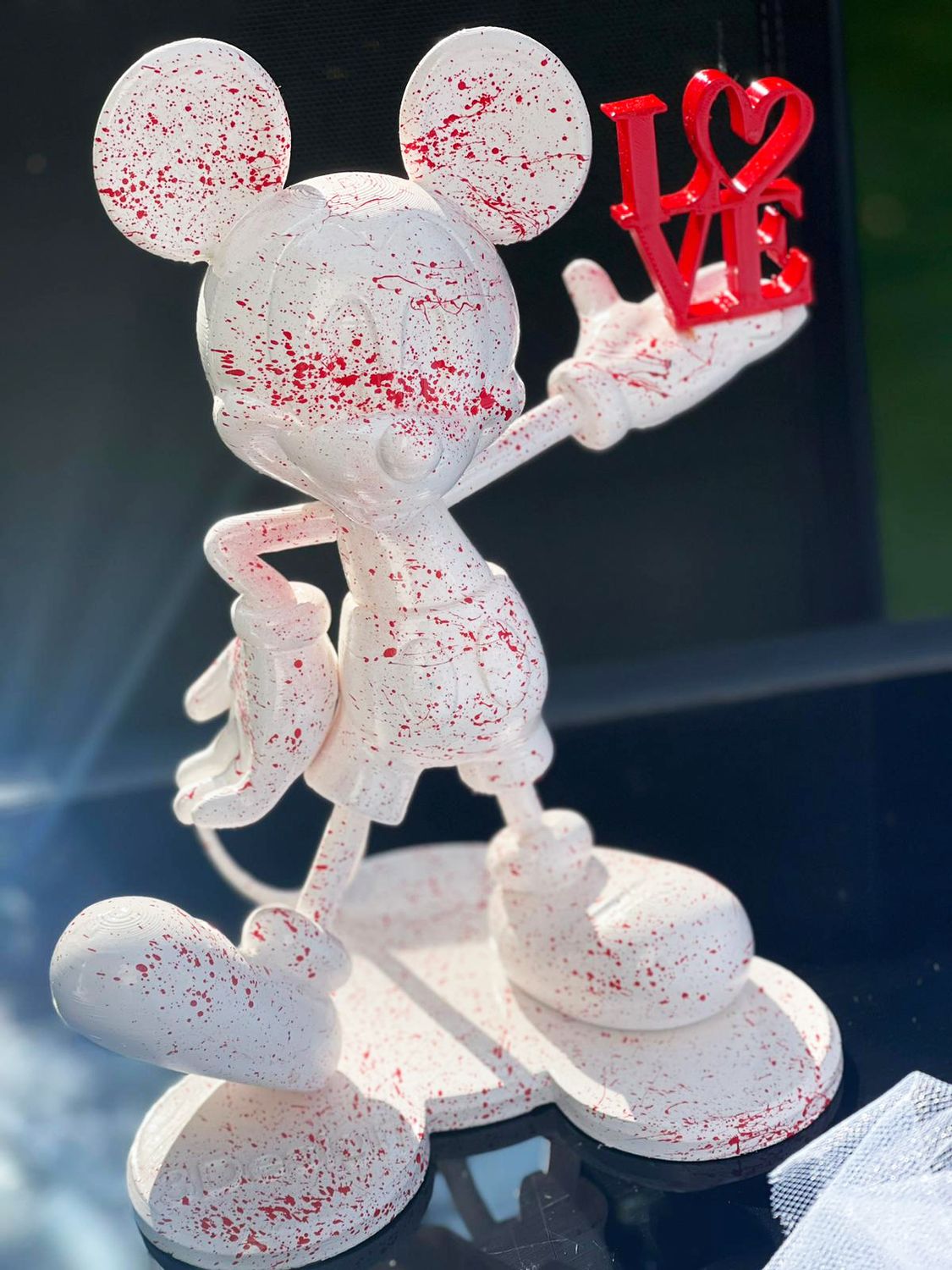 Mickey "LOVE"