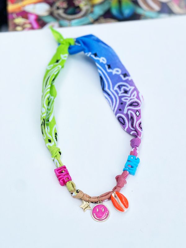 Collier "BONHEUR"