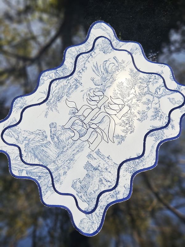 Couvre pain festonné "TOILE D JOUY BLEUE"