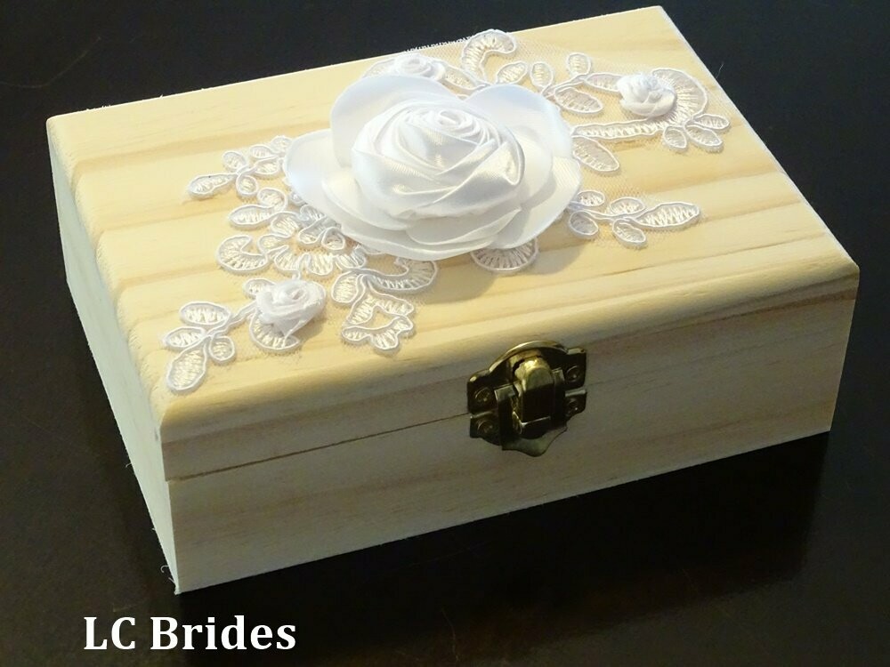 Rustic Ring Bearer Box - White