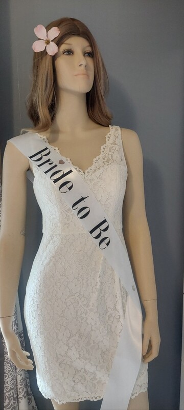 Bride to Be Engagement Sash - White, Ivory, Solid Pink Heart