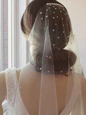 Drop Style Wedding Veil Crystal Cluster