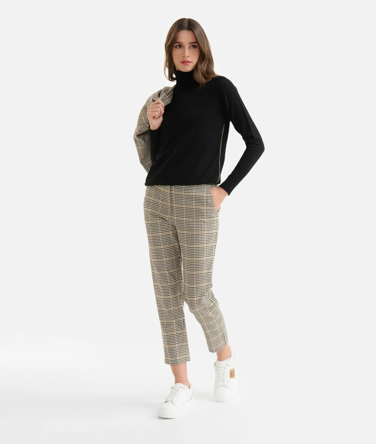 Alviero Martini 1A Classe Maglia Dolcevita in filato misto cashmere Nero