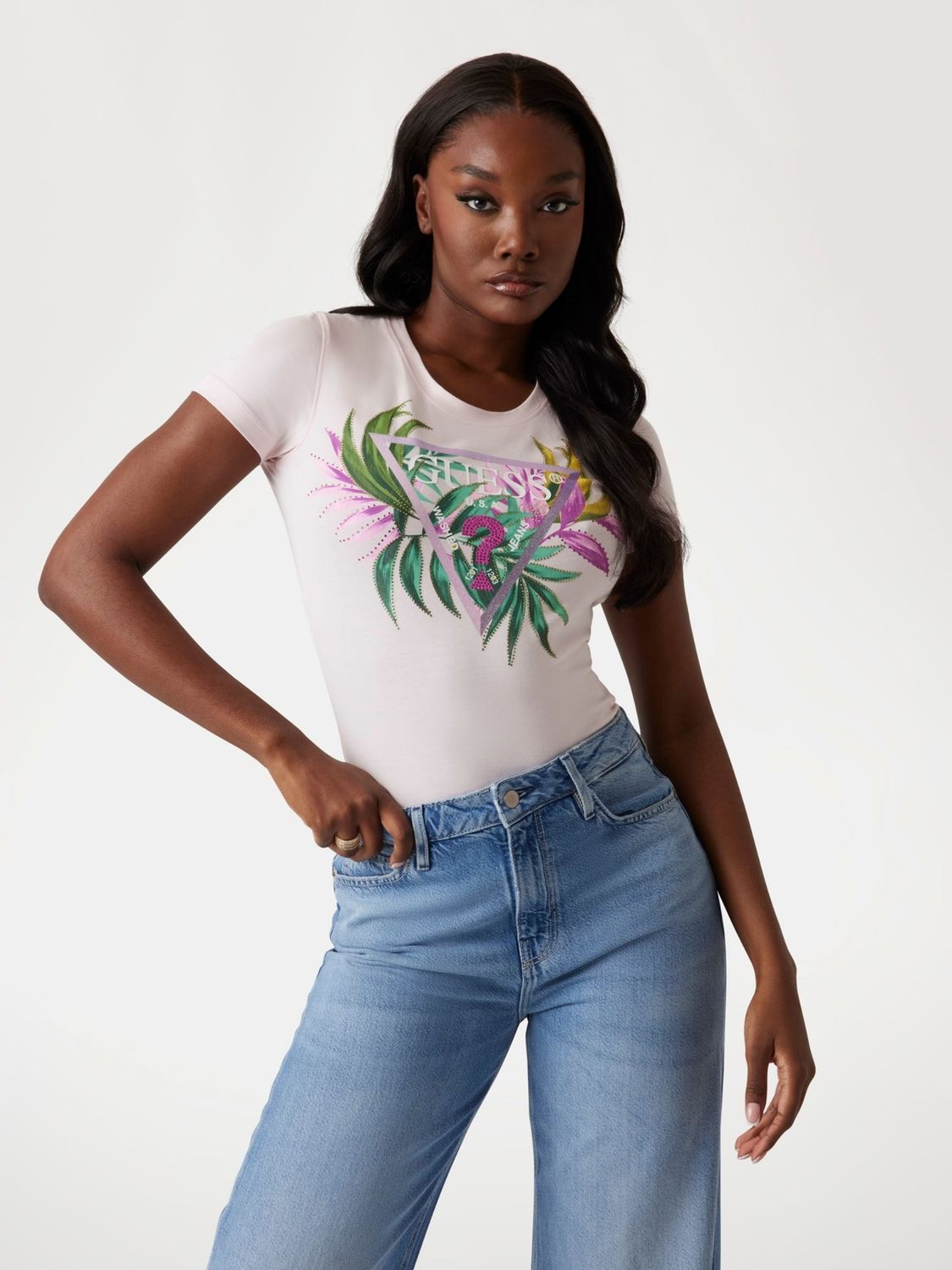 Guess T-shirt vestibilità slim logo triangolo Rosa