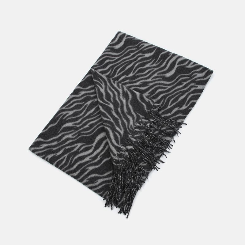 Ynot? Maxi Sciarpa 190x70 Stampata Jungle Nero