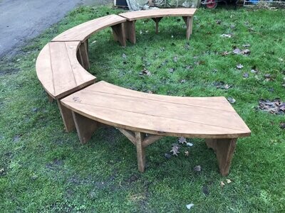 Luxury hand made curved solid Oak benches 1.4m x 45cm x 50cm tall as seen on TV