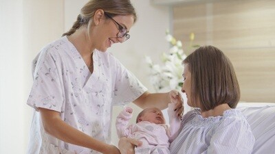 Ostetriche. Quando nasce una mamma