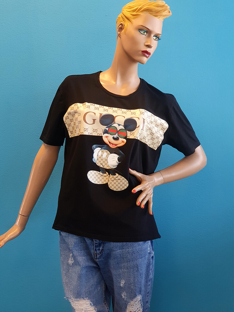 T-shirt Mickey Mouse. Maat XXL