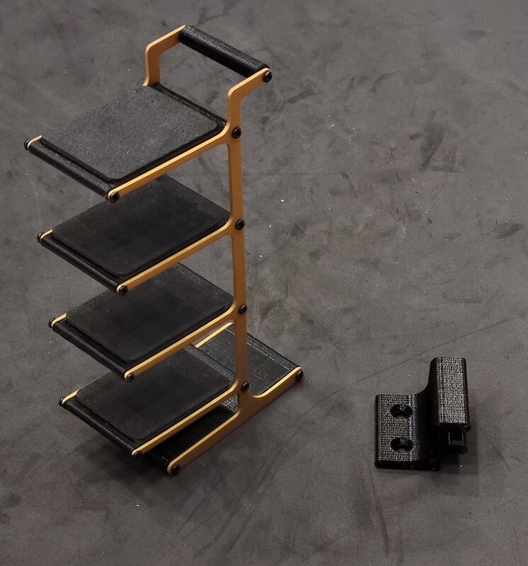 1/43 dNano Premium Alu/Plastic Weighted and Hangable 4 Car Pit Rack
