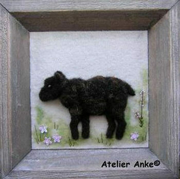 Schaap in lijstje Donkerbruin  (atelier Anke)