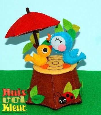 Muziekdoosje  Singing in the rain   (Huisvolkleur)
