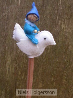 Potloodpopje  Kabouter op Vogeltje
