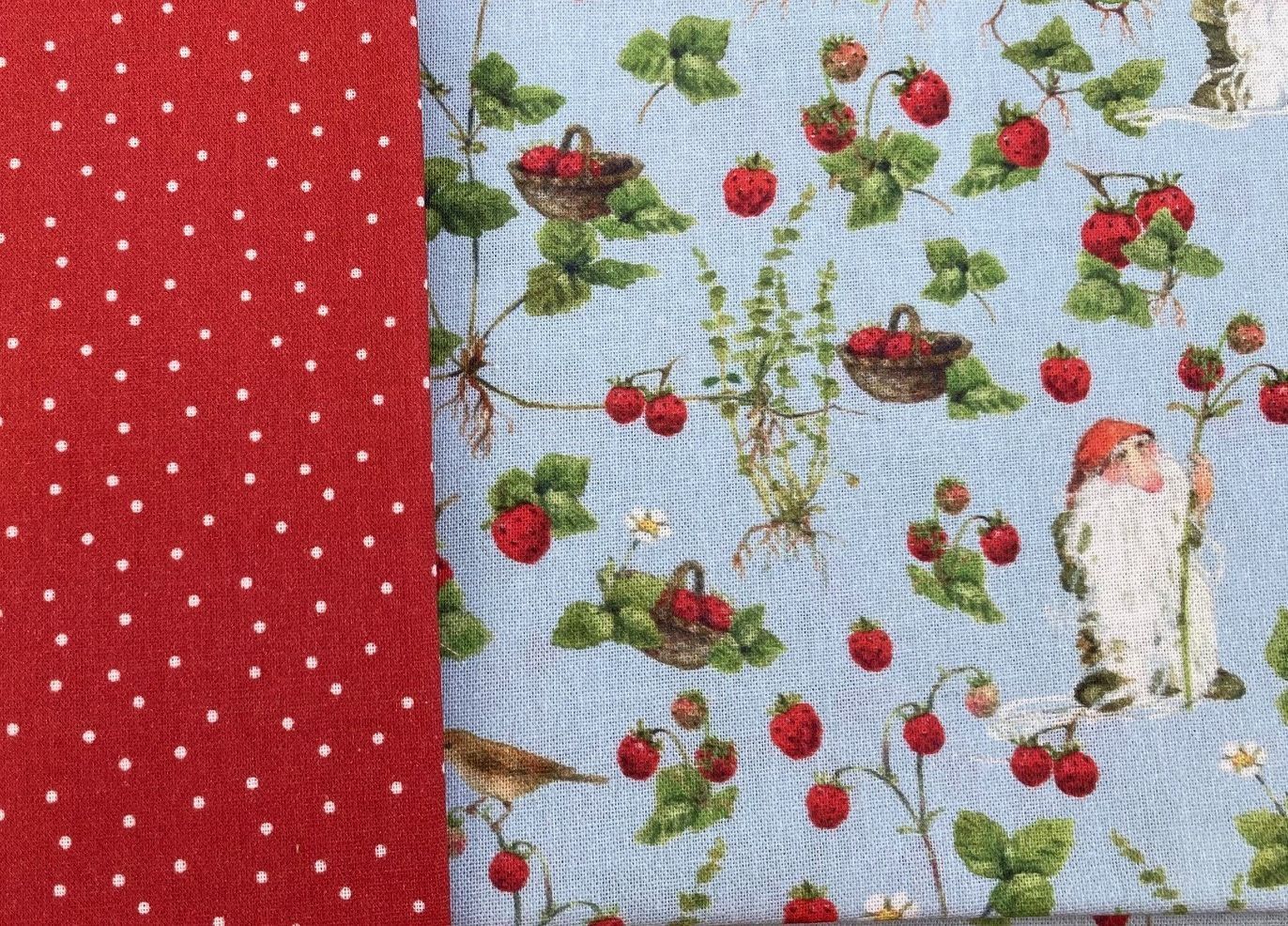 Daniela Drescher Stofpakketje Aardbei Kabouter