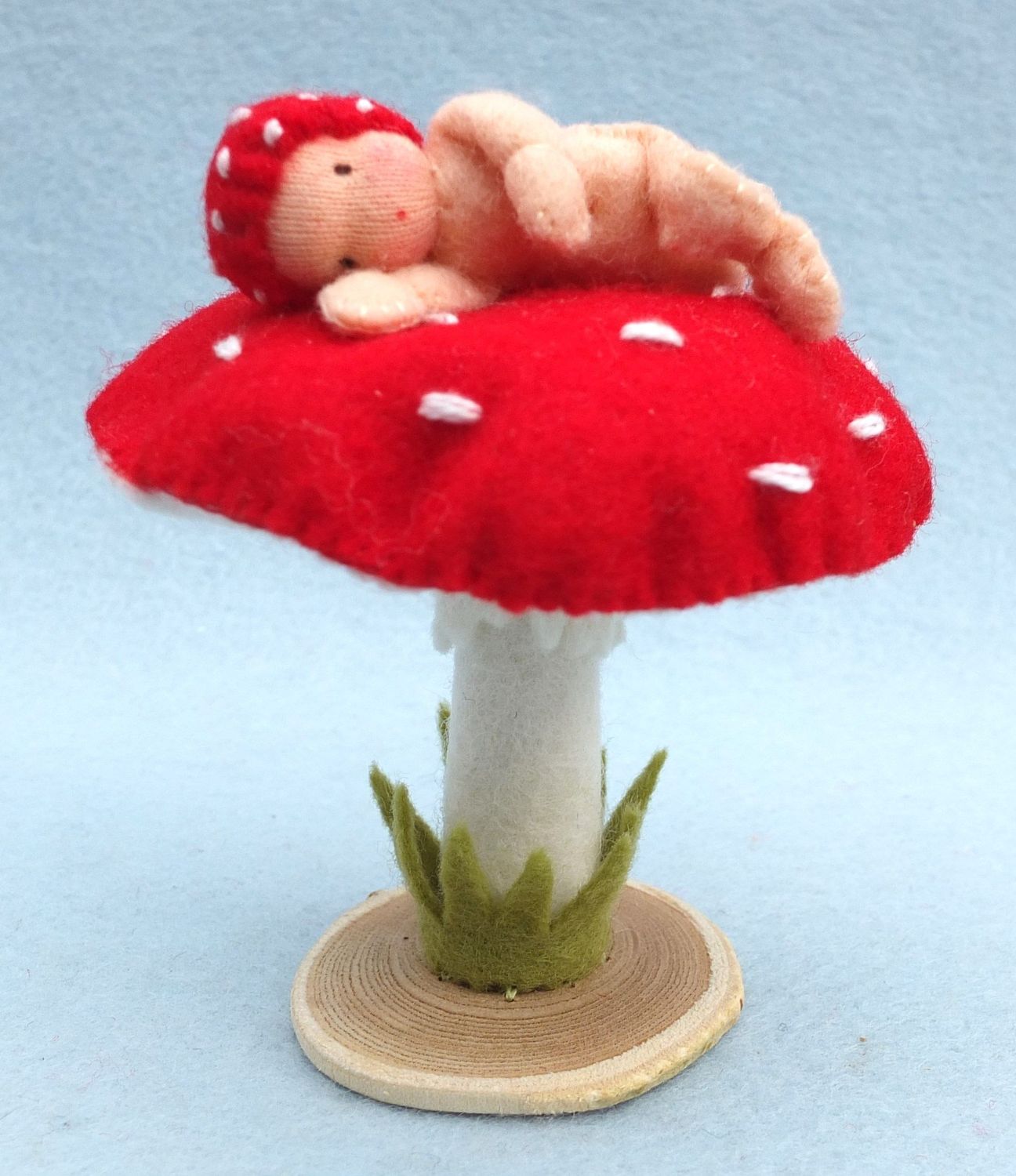 Paddestoelbaby ( Pippilotta) Paddestoelbaby ( Pippilotta)