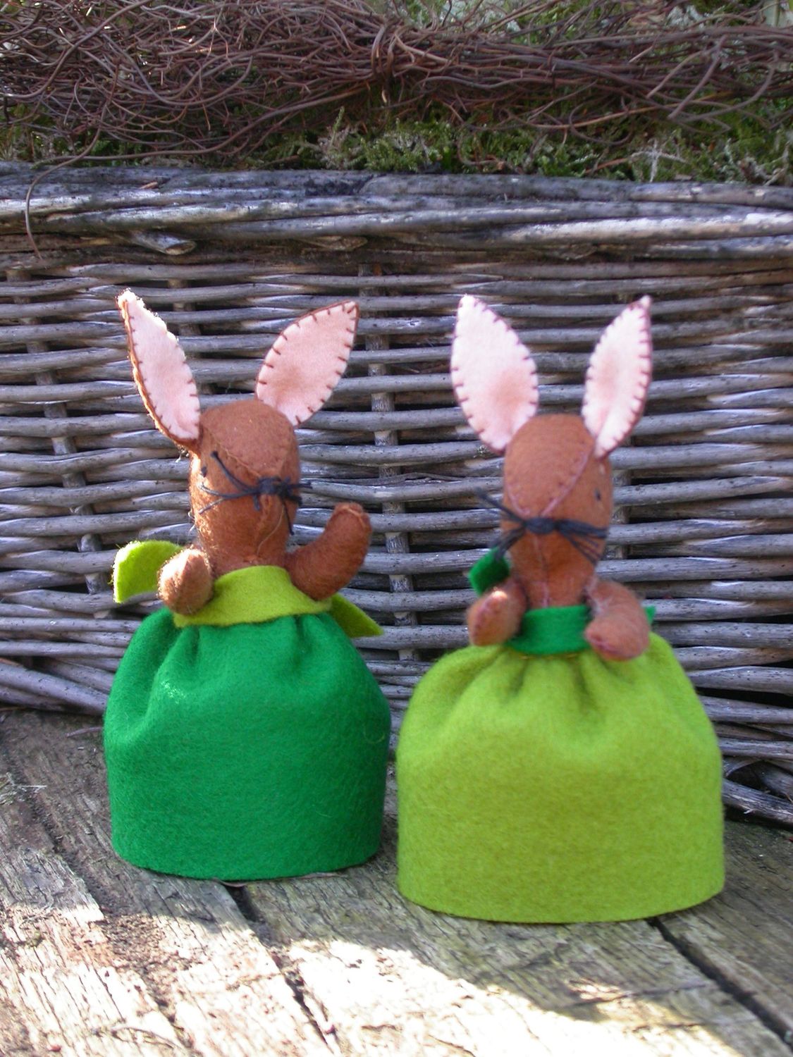 Twee Paashaas Eierwarmers  (met gratis patroon grote Paashaas)