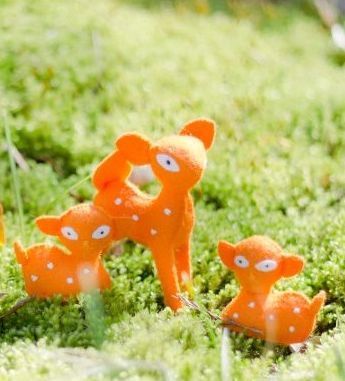 Retro Hertjes , drie oranje hertjes (Pippilotta) Retro Hertjes , drie oranje hertjes (Pippilotta)