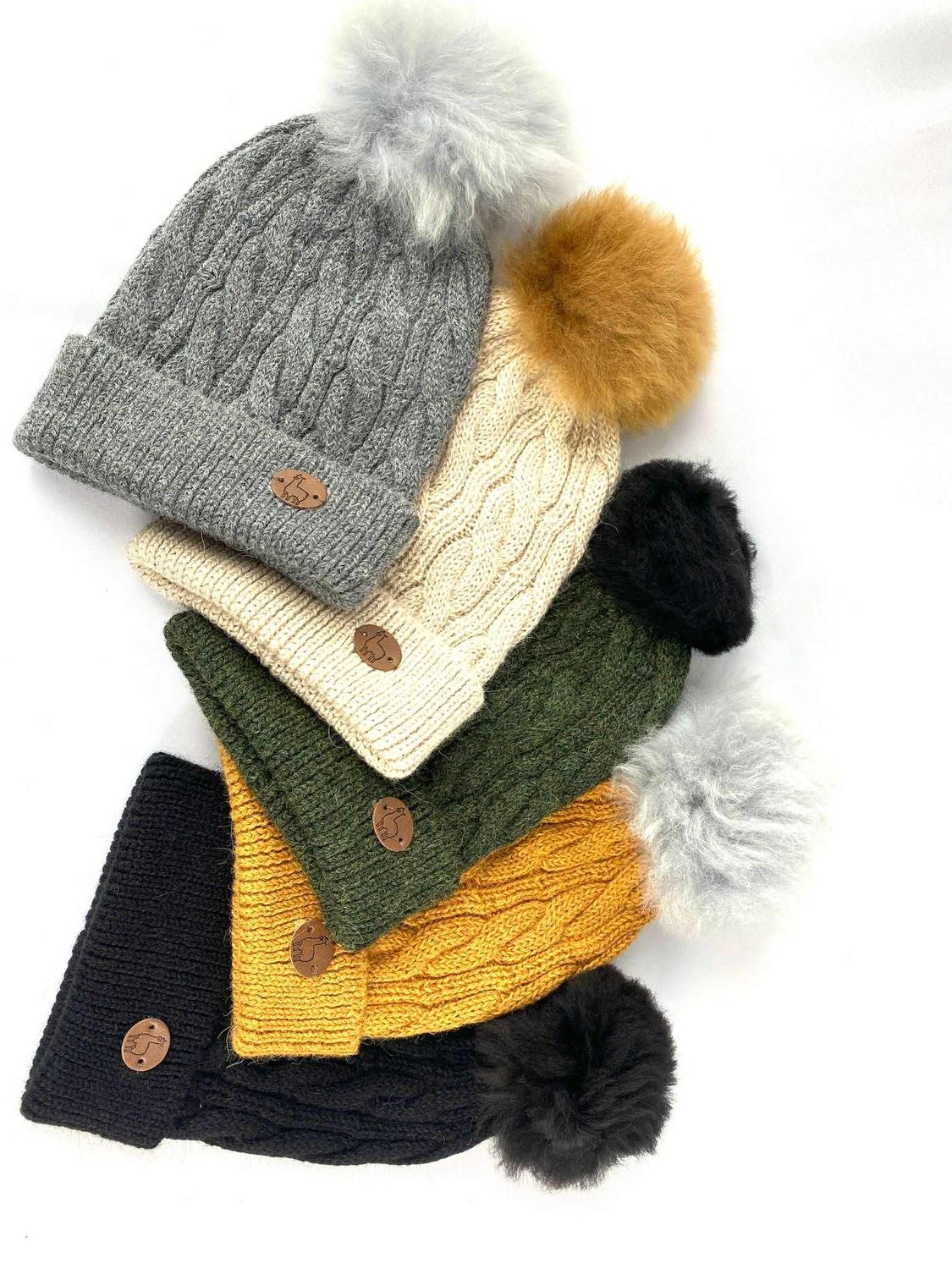 Mütze Lady mit Bommel