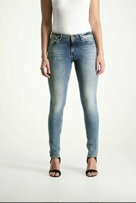 Rachelle Slim Jeans Medium Used Rachelle Slim Jeans Medium Used